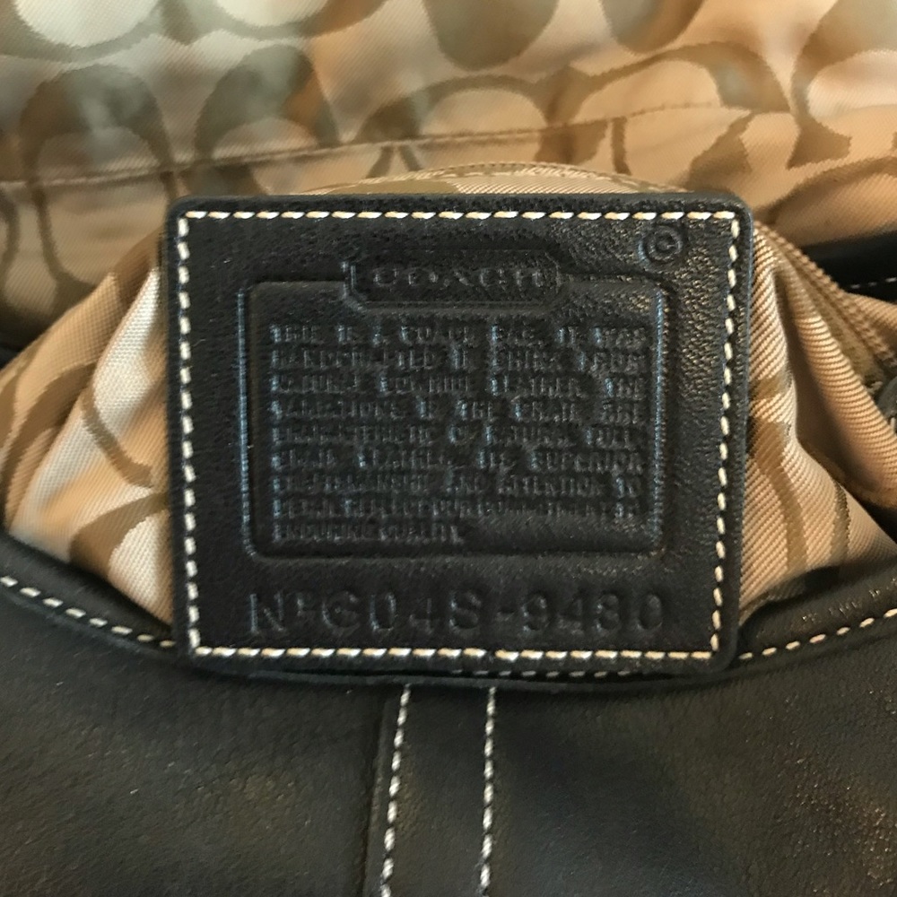 Coach - Picture 6 of 6